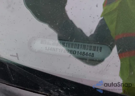 2011 Jeep Compass из США, поврежденный, VIN 1J4NF1FB2BD148448